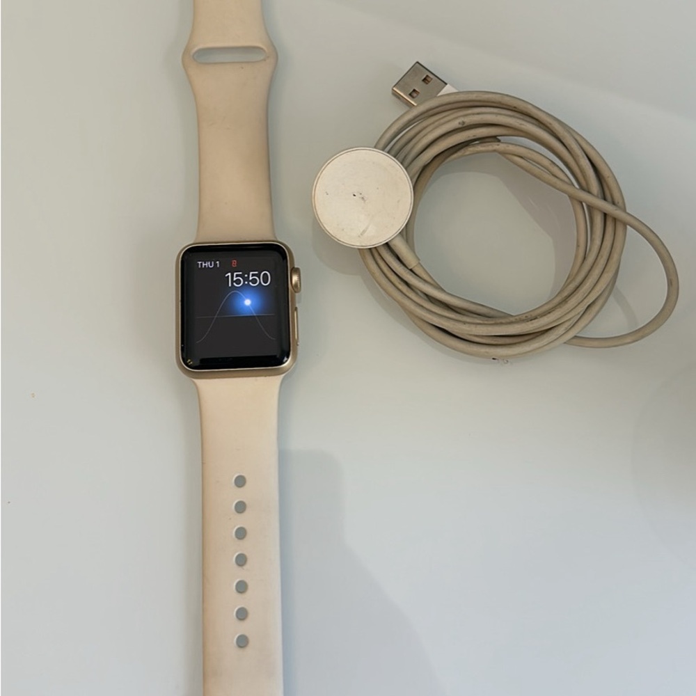 Apple Watch rose gold 3 series